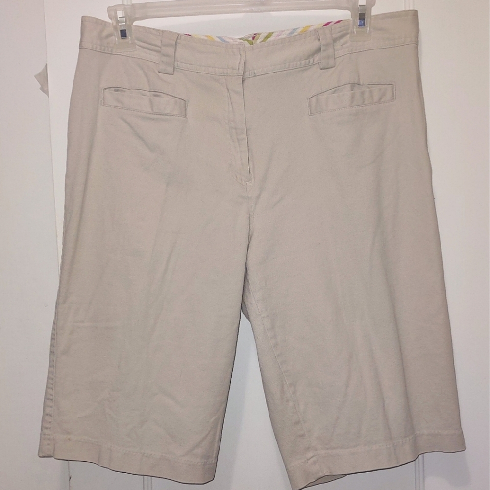 Khaki Knee-length Shorts with Belt